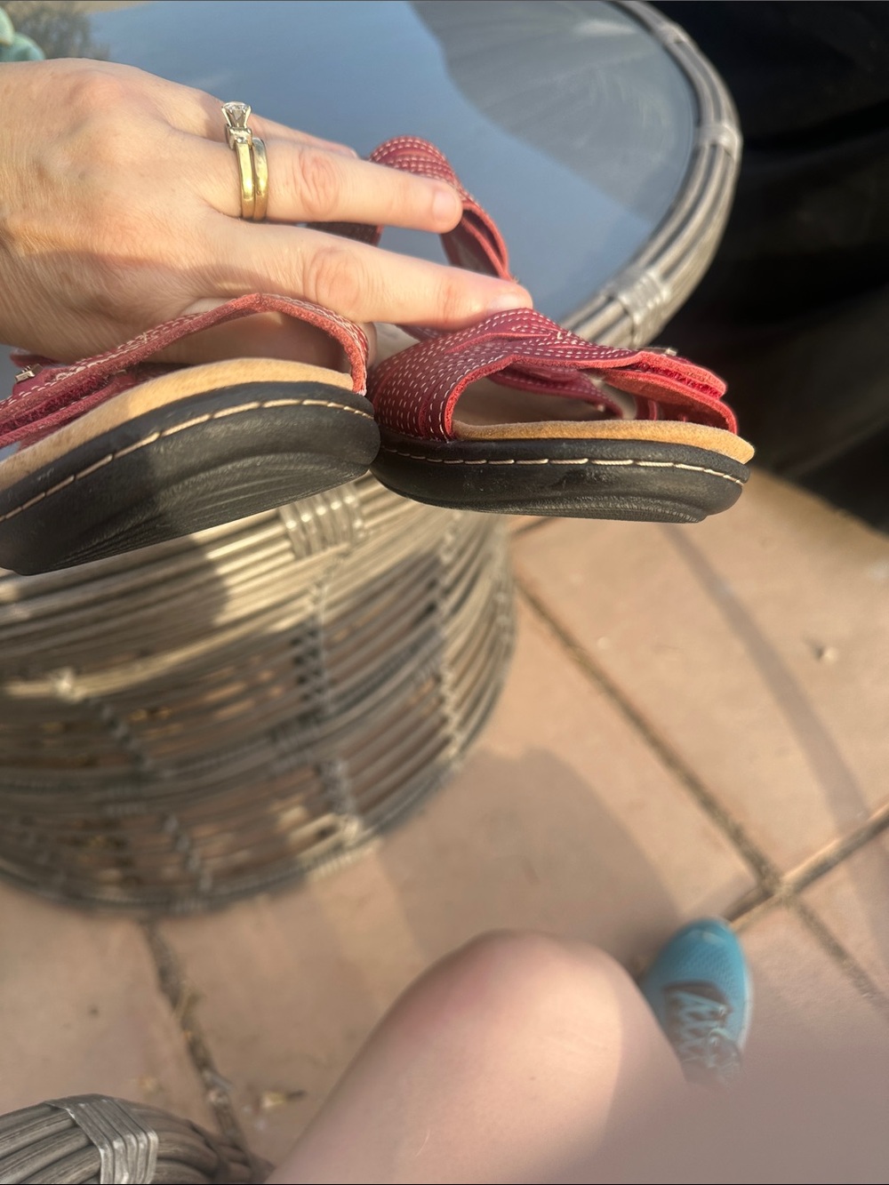 Clark’s Laurieann Ruby red leather sandals size 11 EUC - Picture 4 of 8